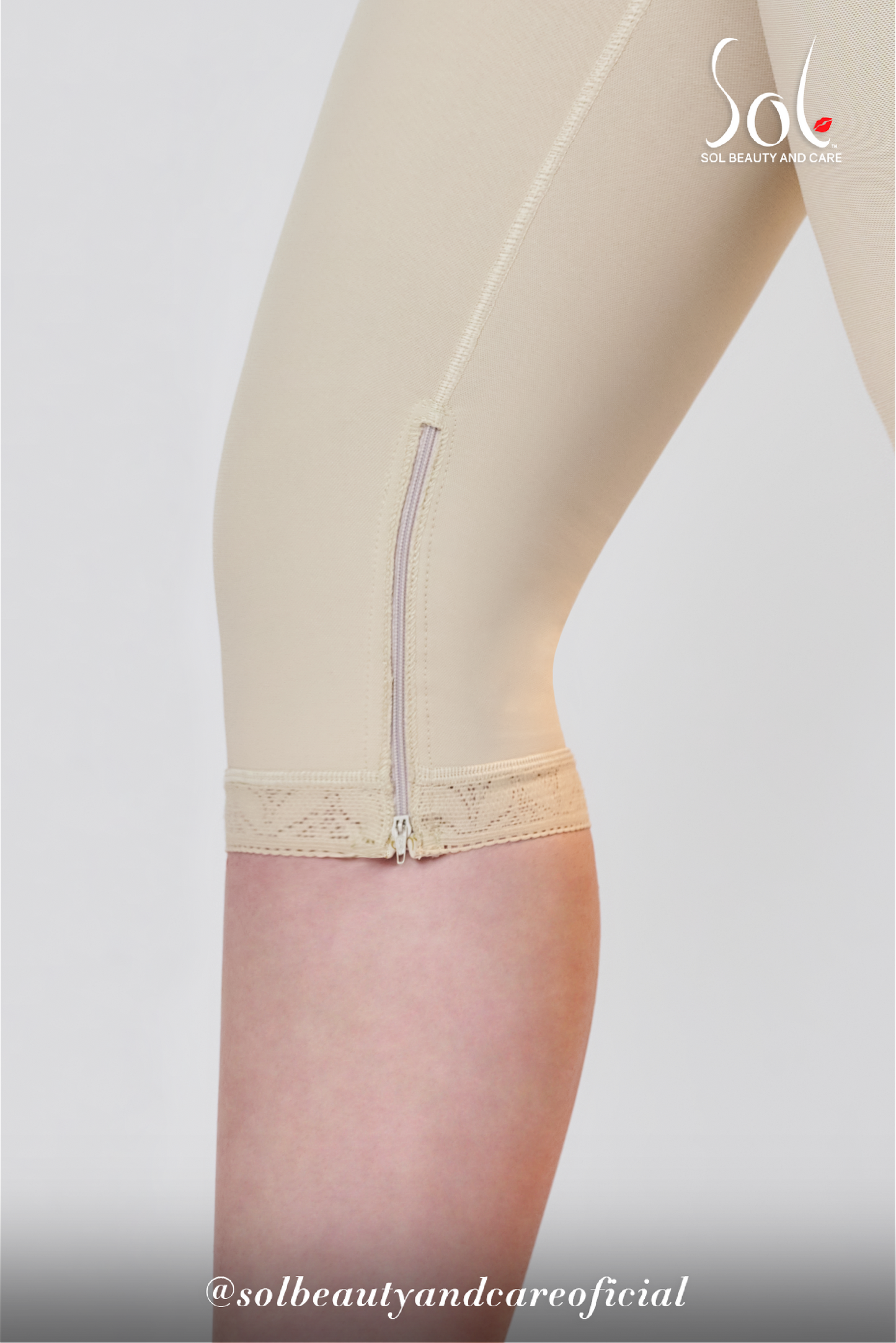 Short Reloj de Arena Talle Alto a la Rodilla