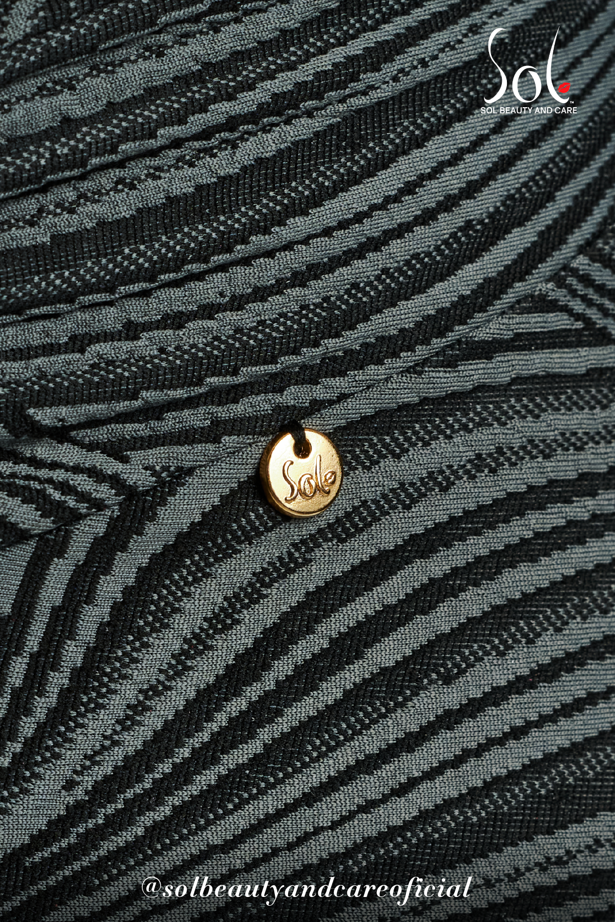 Flow Short con Scrunch (Relief) - Negro/gris