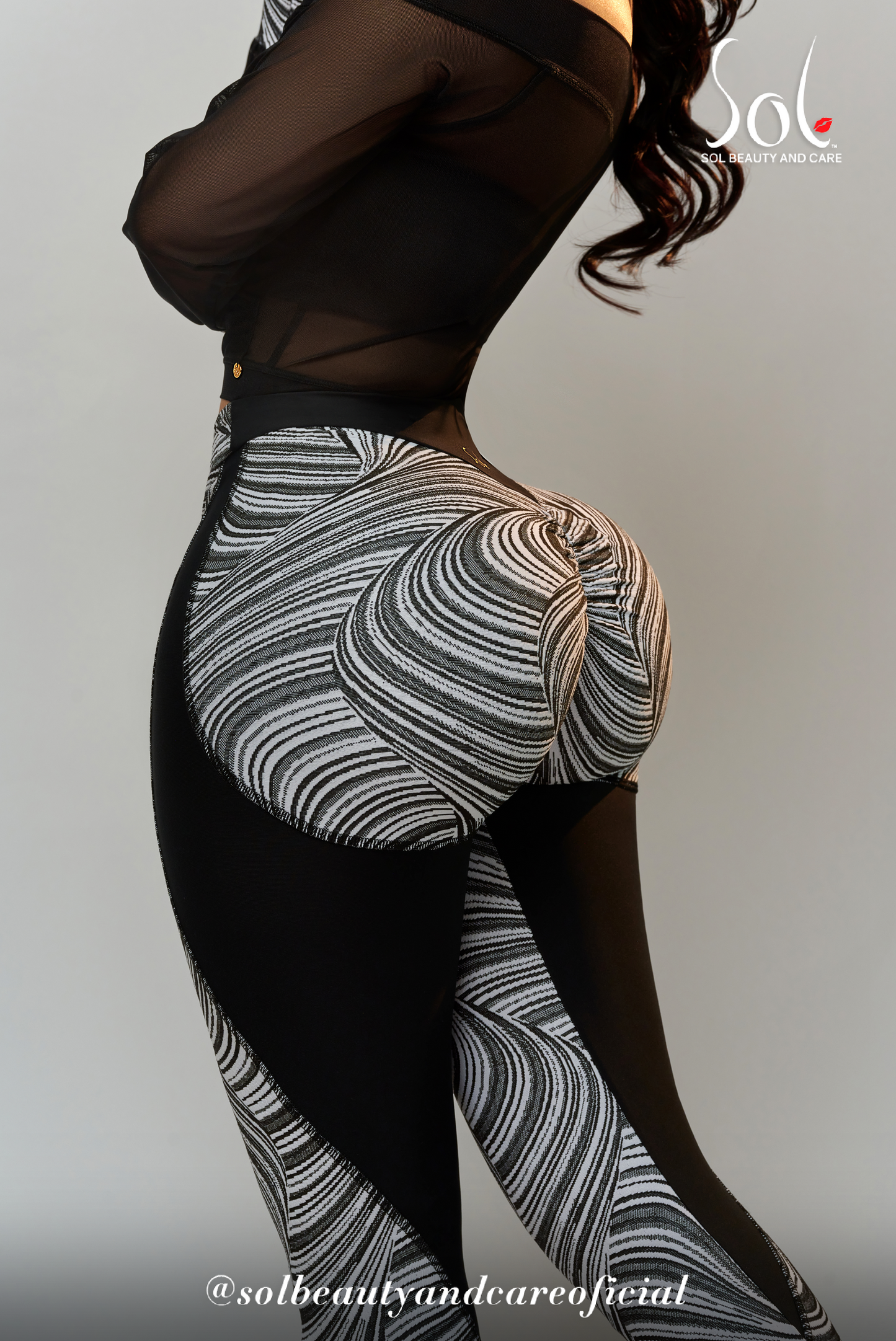 Set Anticelulítico con Scrunch Camila - Blanco/Negro